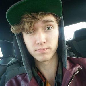 Meet your Posher, Stryder